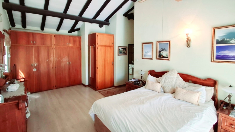 4 Bedroom Property for Sale in Vaalpark Free State
